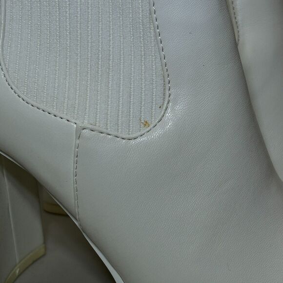 Steve Madden Scavenge Ankle Boots Pointed Toe Shoes Winter White Women 6M - Picture 10 of 11